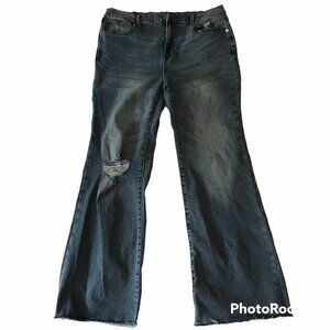 No Boundaries Bootcut Women's size 17 Medium Wash Blue Denim Jeans